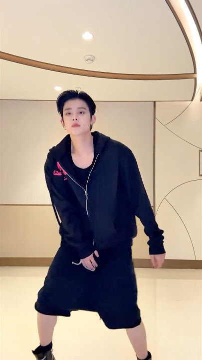 Shake it to the max|| Yeonjun TXT tik tok😍🩵 #shorts #tomorrow_x_together #moa #tiktok #kpop #viral