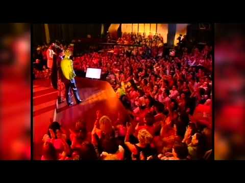 Zara, Işın Karaca feat. Ferhat Göçer - Mutlu Ol Yeter (Sarı Sıcak)