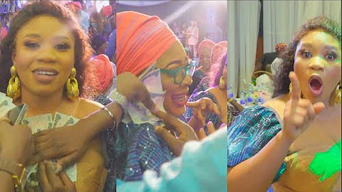 Ayo Adesanya, Wumi Toriola, Toyosi, And Others Dance As They Shower Them With Money.