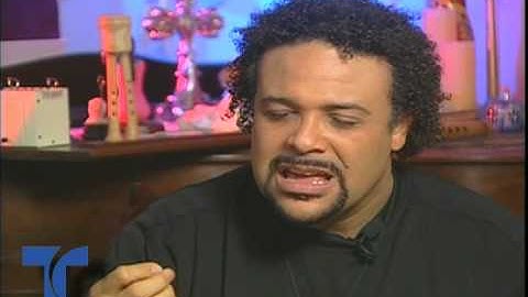 Pedro Eustache, interviewed by Telemundo Network  2004