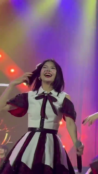 POV dinotice Feni JKT48 di konser FULL HOUSE