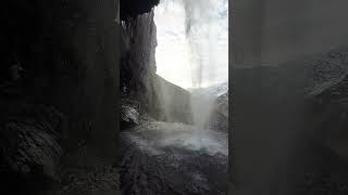 Detras de la CASCADA Queltehue en CAJON del MAIPO #2 😎 Tienen que puro ir nomas #short