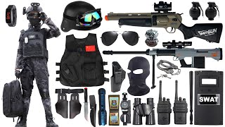 Unpacked special police weapon toy set, SR410 revolver, AMR sniper rifle, bulletproof vest, bomb