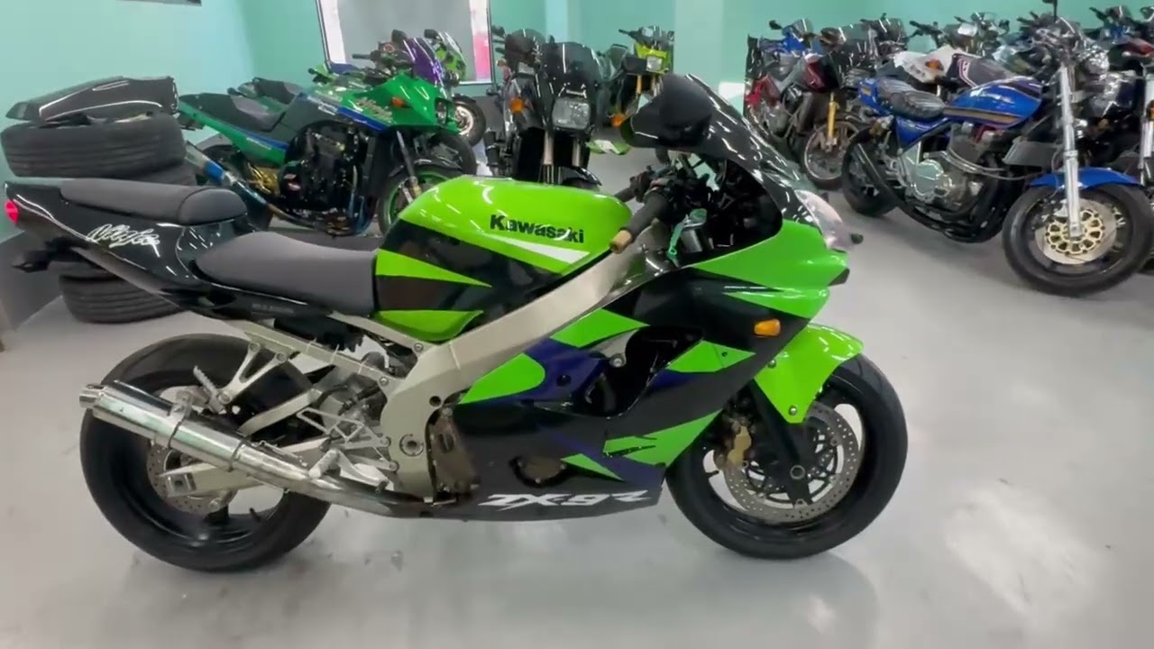ガジローです KAWASAKI カワサキ ZX9R - YouTube
