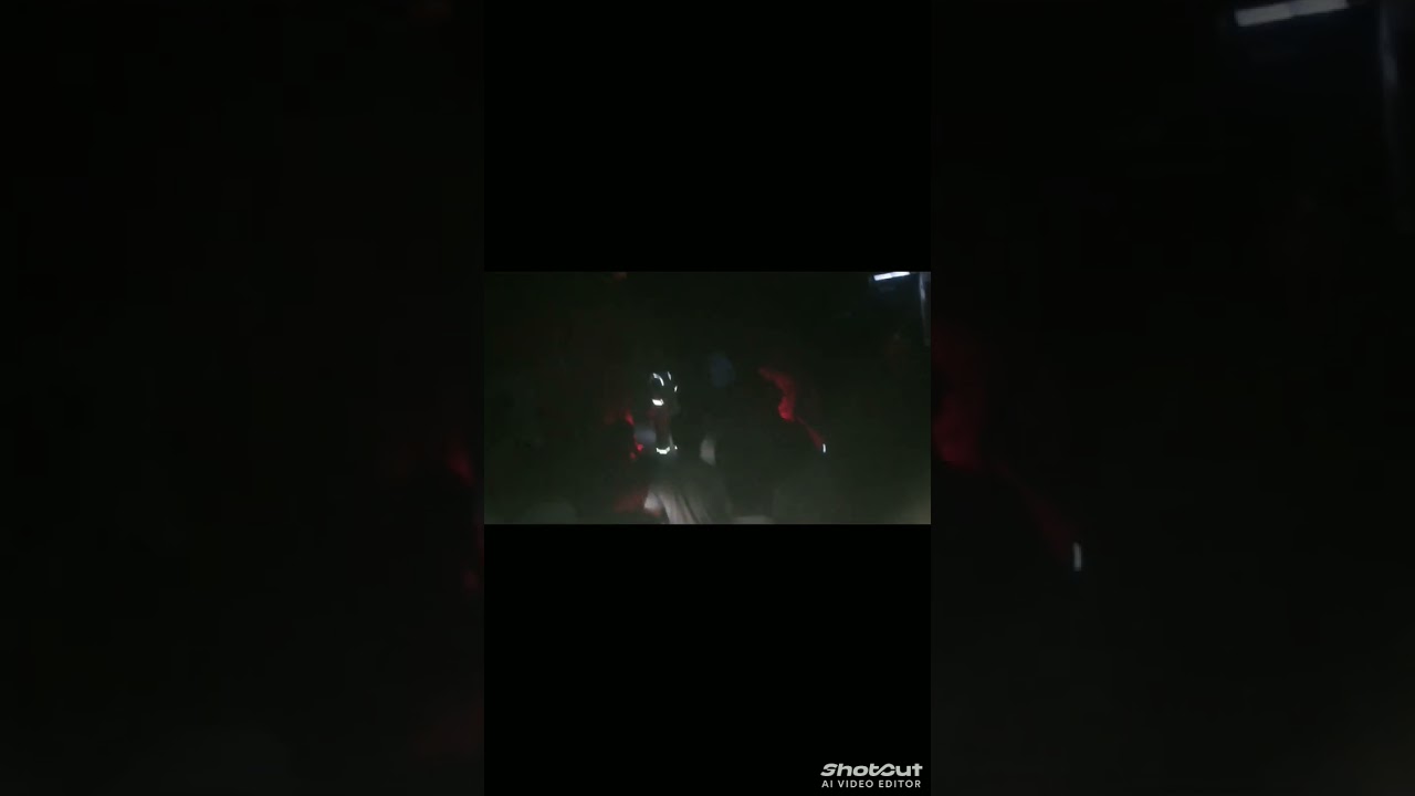 Lucknow Navin Galla Mandi main aag lag chuki hai fire wicket time se a gaya hai Lucknow ki police