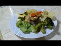 pollo con vegetales al vapor