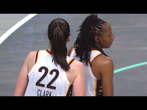 Last two minutes of Indiana Fever vs New York Liberty