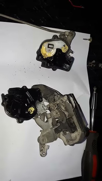 Тойота калдина, ремонт электромотра замка двери - YouTube