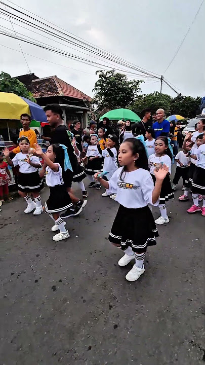 lucu cantik semua adiku karnafal mojokendil  #remix #cover #dj #karnaval  #jogetkarnafal