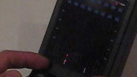 Space Invaders / Block Buster LCD Table Top Game (Ramtex 1980s)