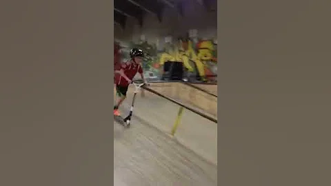 My brother failing trying to grind