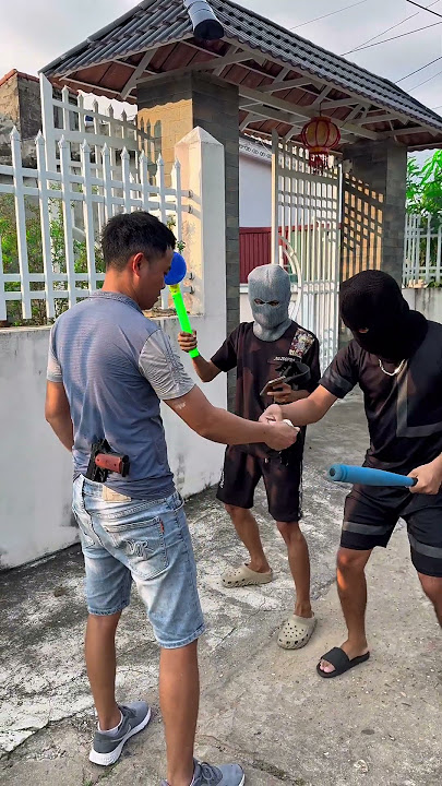 two unlucky robbers'hai tên cướp xui xẻo'#comedy #funny #shorts #shortsfeed #shortvideo
