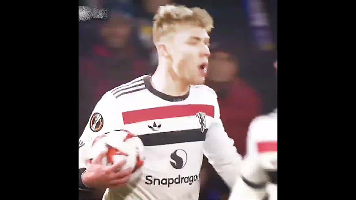 RASMUS HOJLUND TO THE RESCUE