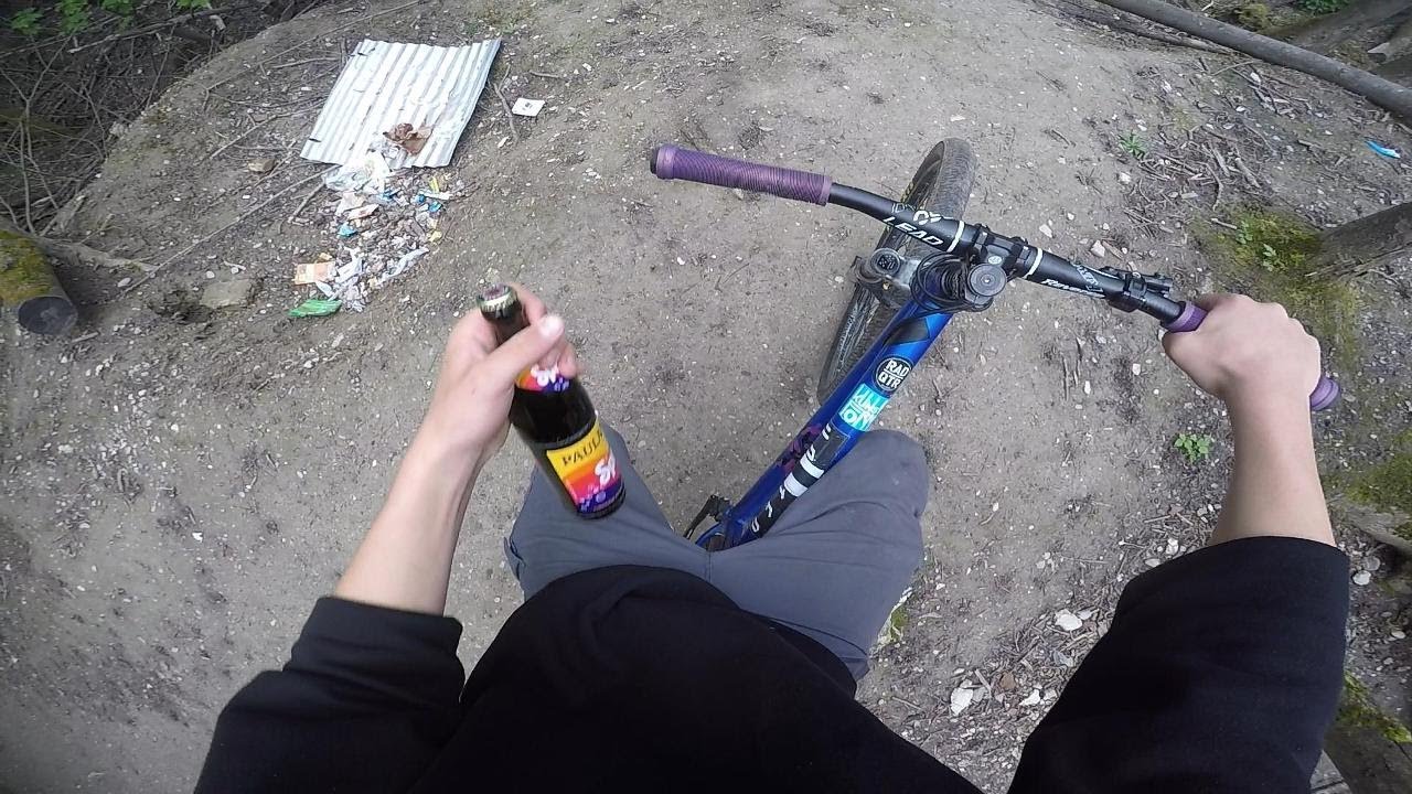 Dirtjumps in Ingolstadt (Klenzepark und Radhaus)