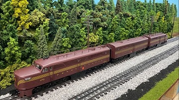 K-Line Pennsylvania Railroad Alco PA-1 ABA w/TMCC Test Run
