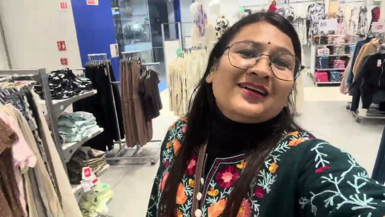 शादी की शॉपिंग 🛍️ शुरू हो गई हैं और पलटन बाजार की भीड़ देखकर चक्कर आ गया (देहरादून का घंटाघर)❤️