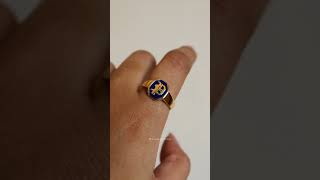 Custom Signet Ring made in Solid 18k Gold & Enamel work! Such a stunning boss babe piece 🤌🏻⚡️
