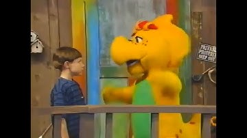 Here comes! Barney’s Making New Friends (1999 Version) Part 9