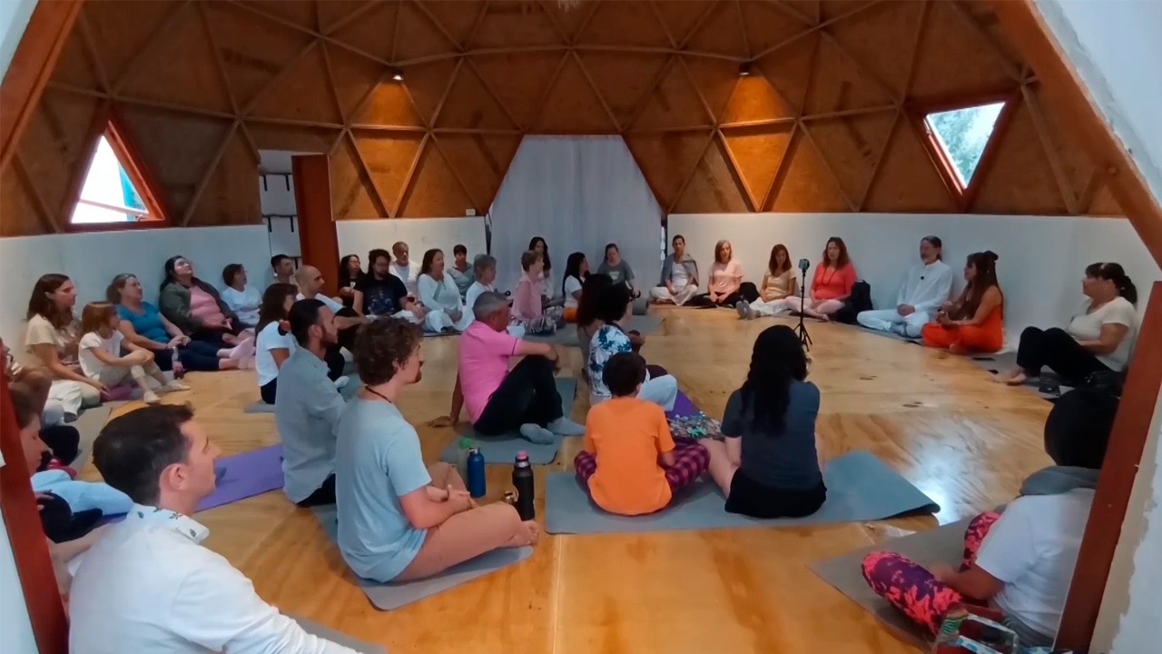 VISIÓN YOGUICA DEL DINERO – SADEVA DHARMANATH