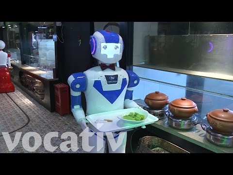 Robots Are The Waiters At This Restaurant