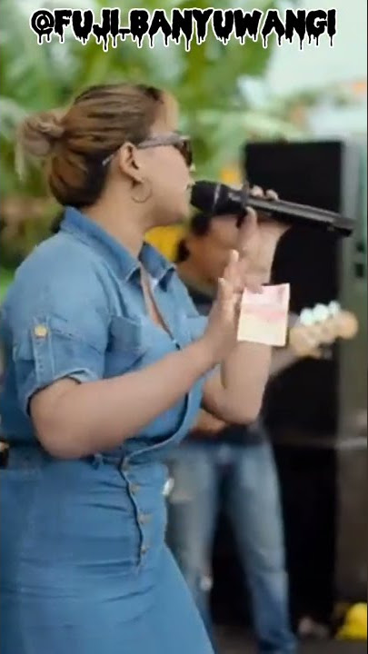 story anggun pramudita 'dermaga biru'