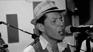 Emborrachame de amor  Acústico,Héctor Lavoe. Jose  Sambo y su GuitarraBajo. Realidad Acústica