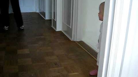 Sophie-Marie loopt! 30-8-2009.