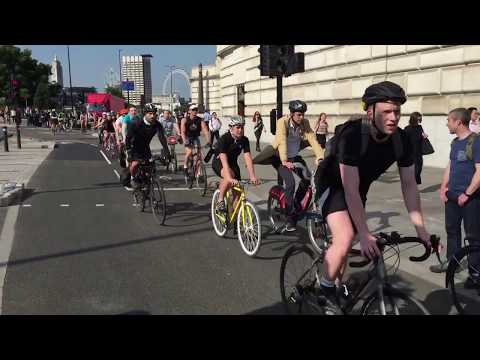 Video: Undersøkelse finner bilister overveldende støttende til nye London-sykkelfelt
