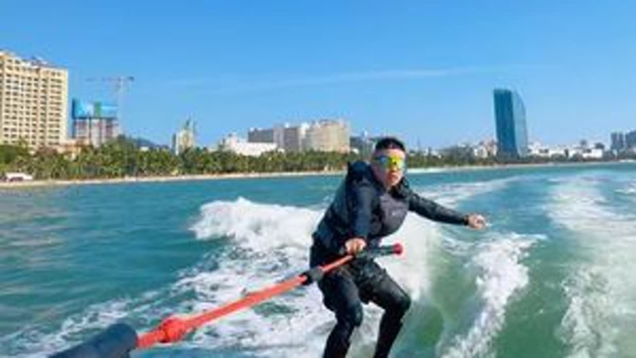 尾波冲浪阿乐 #尾波冲浪阿乐#尾波冲浪教学#尾波冲浪#船长怠速#抖音生活观察计划