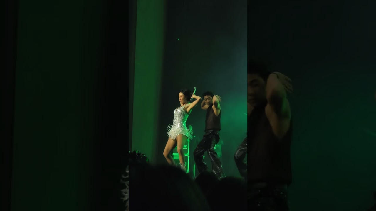 [HWASA 1ST CONCERT MI CASA] 주지마 + I'm a 빛