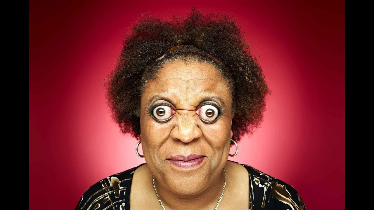 Самые выпученные глаза: Ким Гудман. - YouTube