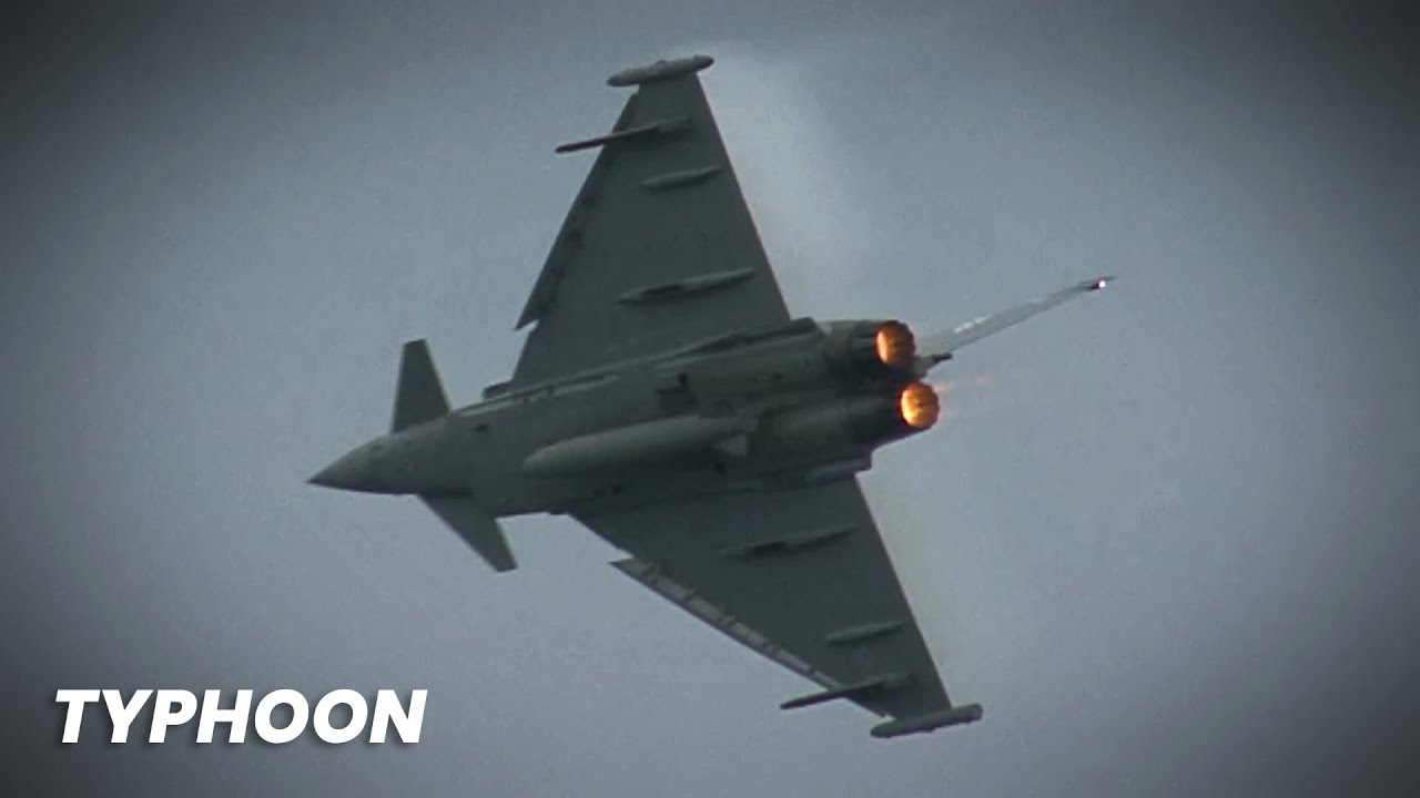 Intense RAF Typhoon Display - Eastbourne Airshow 2022