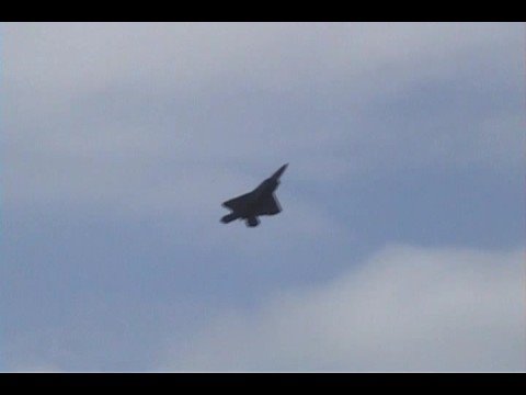 2008 NAS Oceana Airshow - F-22 Raptor Demonstration