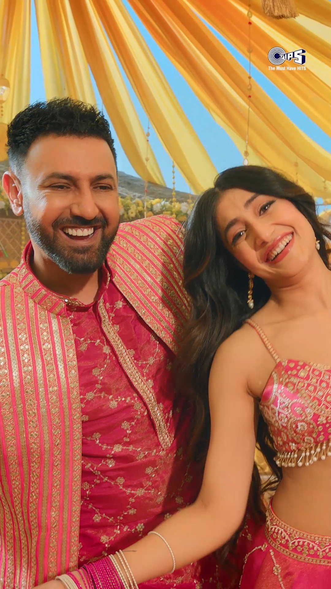 We're all ears! What's your favourite part from Jutti Kasuri? Comment below ? #LegacyRoots