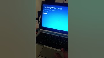 Installing Windows 11 25H2 on 14 years unsupported laptop HP ETILEBOOK 8460p