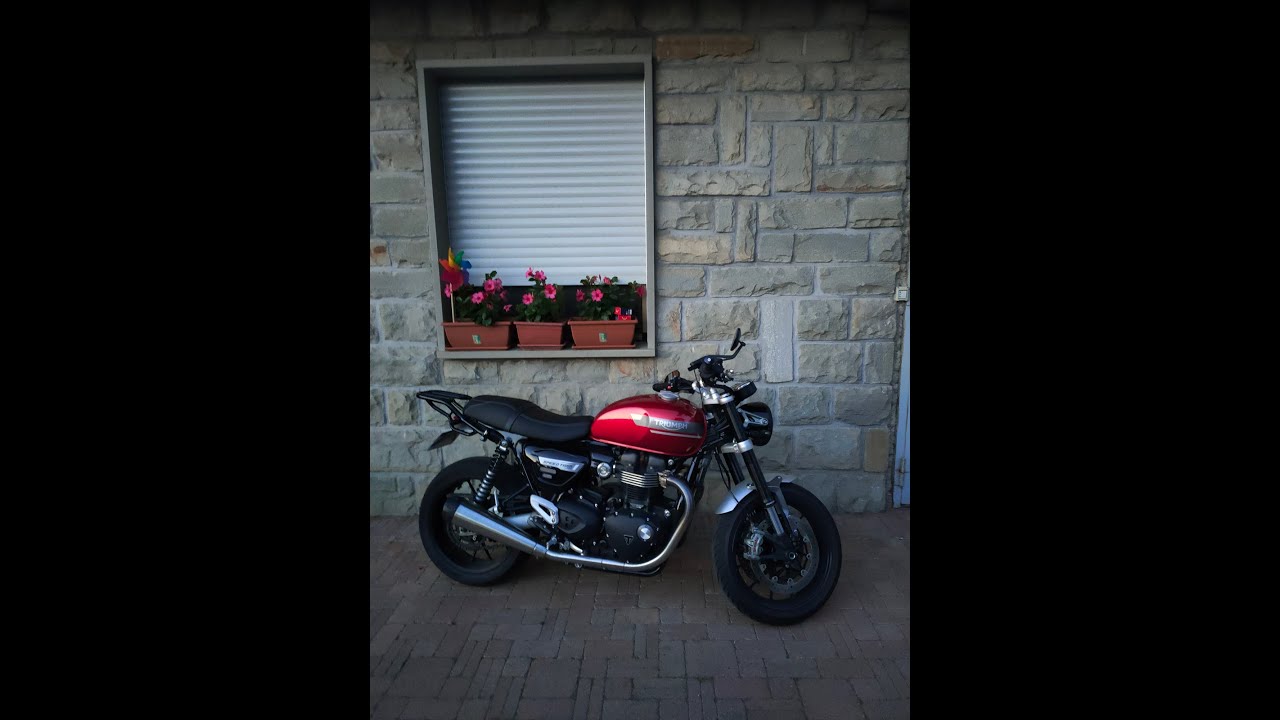 Speedtwin 1200  Triumph mon ressenti aprés 5000km les +et- 1sur3
