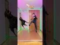 ノリノリで犬を蹴り飛ばす男がヤバすぎる… The guy gleefully kicking a dog away is absolutely unhinged🐕