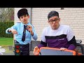 Jason revela los colores y el secreto de los semáforos | Videos Educativos para Niños Pequeños