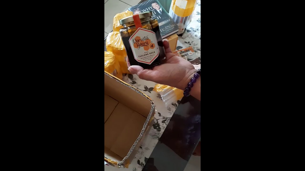 SAFETY TRIGONA HONEY BOTTLES PACKAGING MODEL