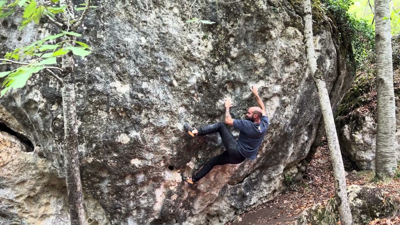 El de en medio del muro de los 7As (7A) - D1 - Larraona