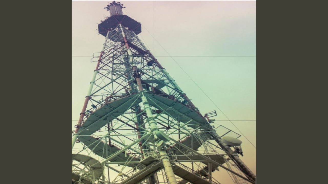 在 YouTube 上观看 Teen Spirit Resurrection 在 YouTube 上观看 Teen Spirit Resurrection