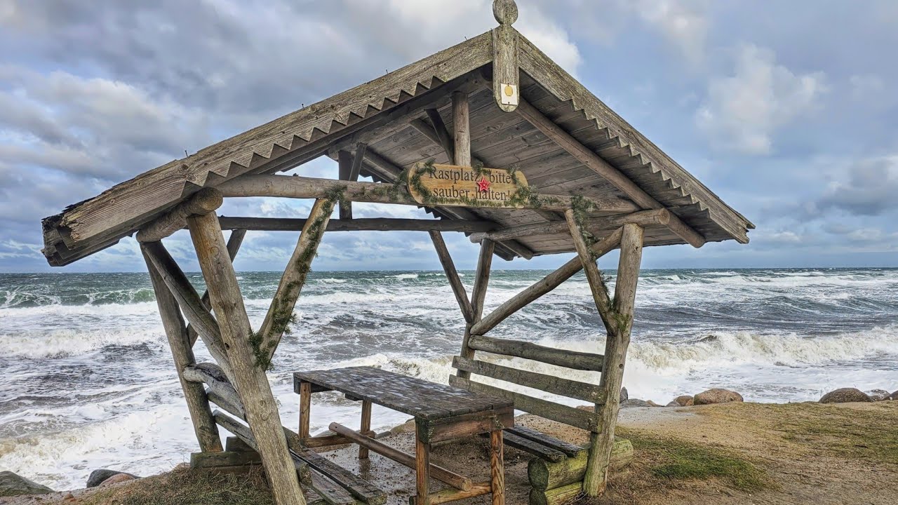 2025 Stürmische Ostsee bei Kägsdorf (Kühlungsborn) im Januar 2025