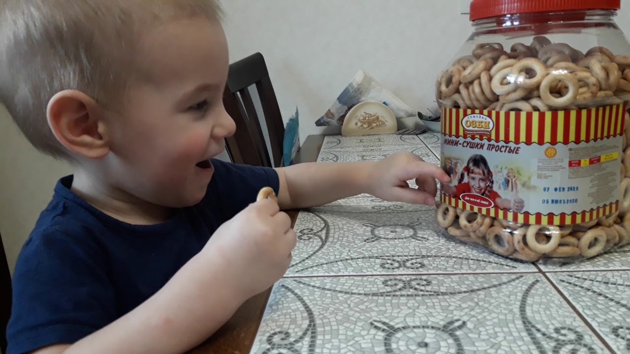 Вот оказывается кто папа 😅 - YouTube