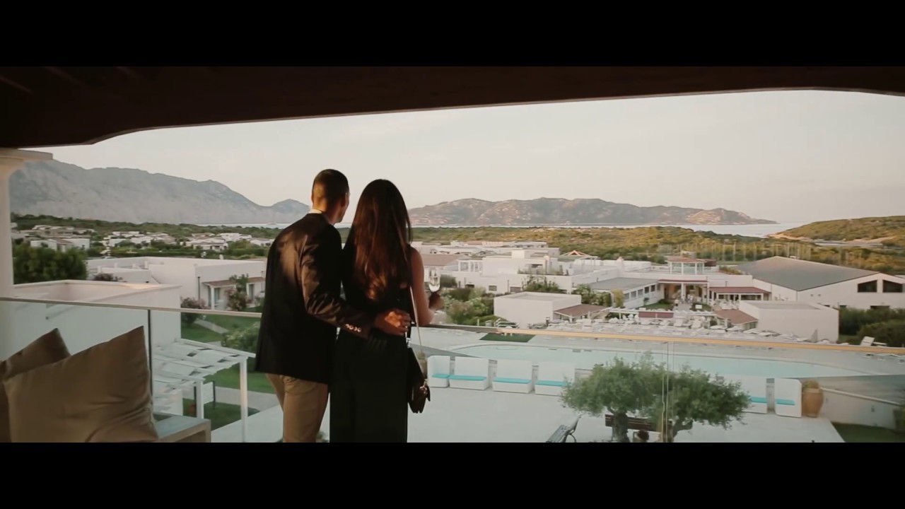 Grande Baia Resort Sardinia - A bar in the sky...