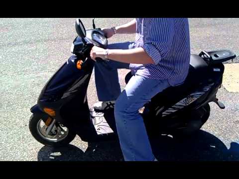 HYOSUNG 50CC SCOOTER - YouTube