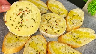Sarımsaklı fırında pişmiş camembert peyniri! Resimi