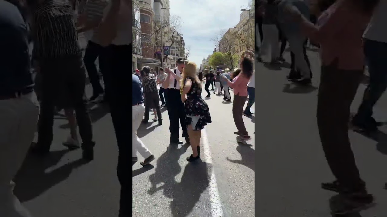 Clandestino del @CirculodeBaile en la calle fuencarral #socialswing #swing #socialswingtv #dance