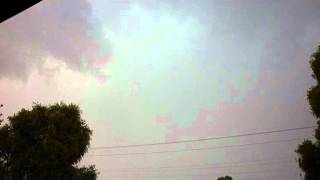 Severe Thunderstorm in Wodonga on 29th November 2011 1.wmv