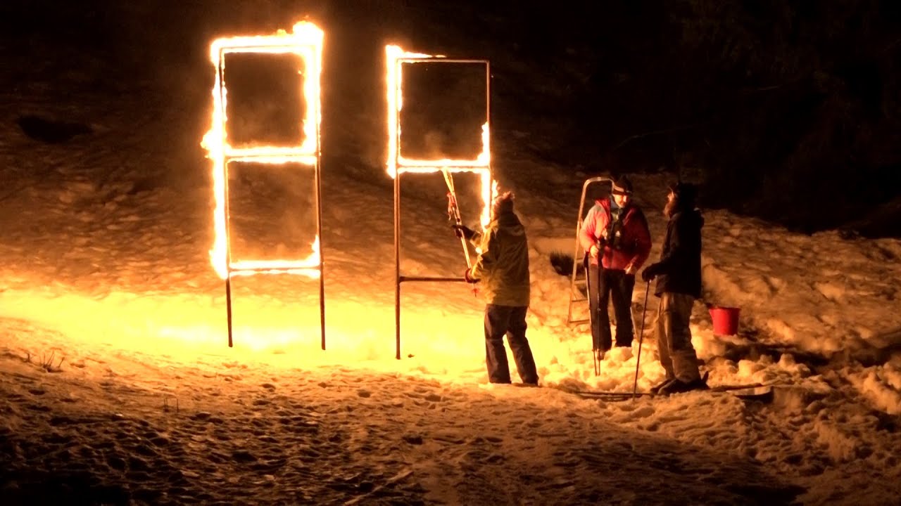 Silvestrovský sjezd s pochodněmi