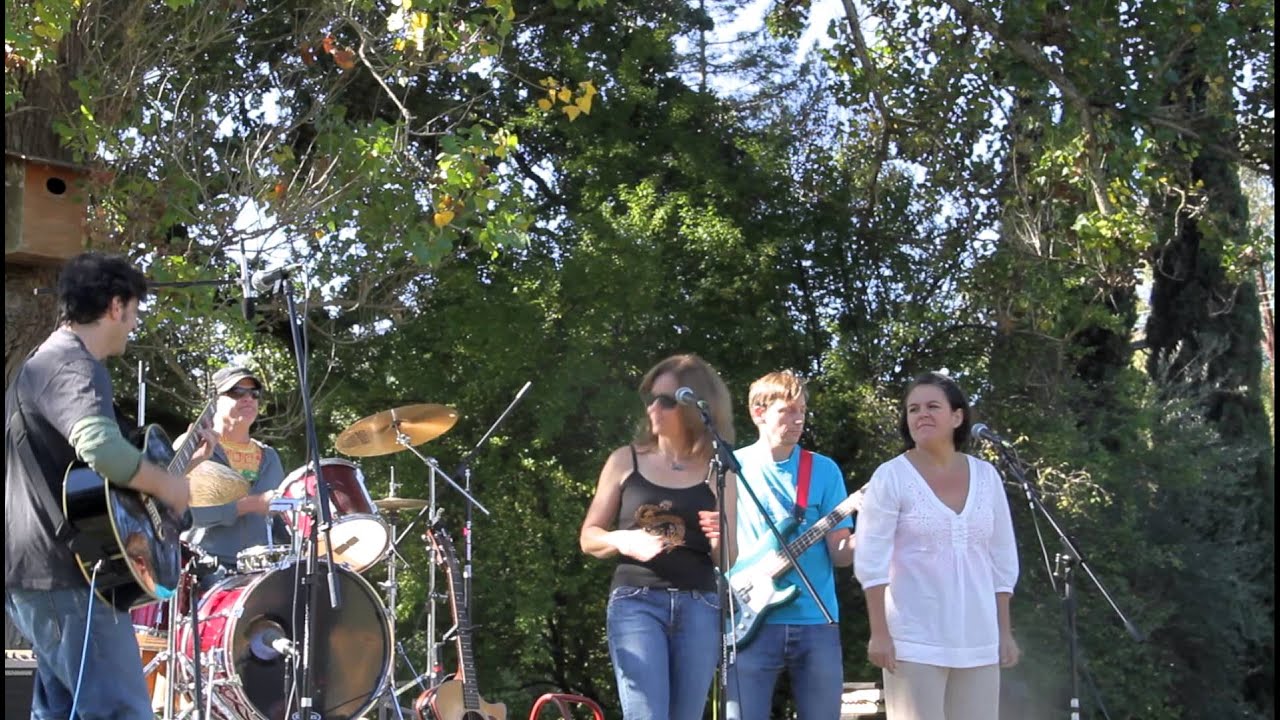 Liz Pisco @ Manor School Winter Faire 2012